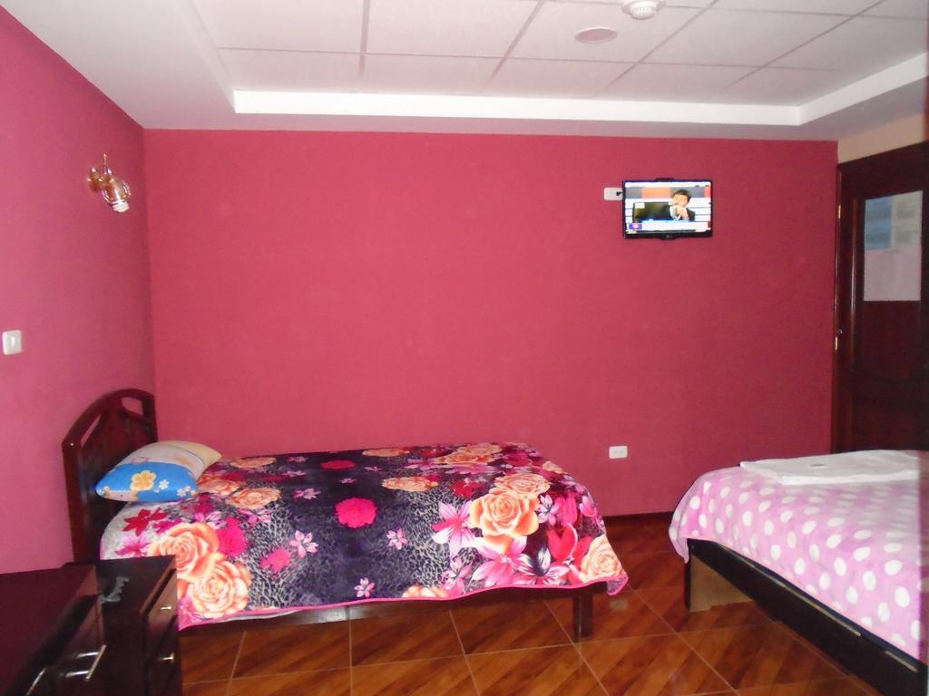 Hotel El Ejido Quito Room photo