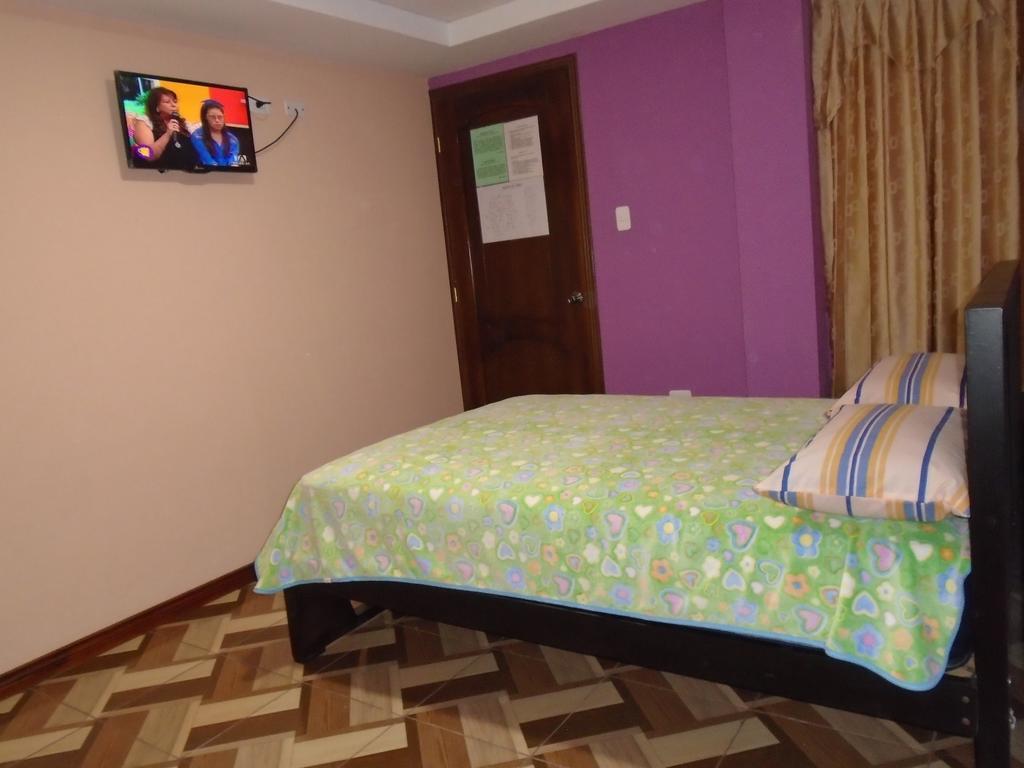 Hotel El Ejido Quito Room photo